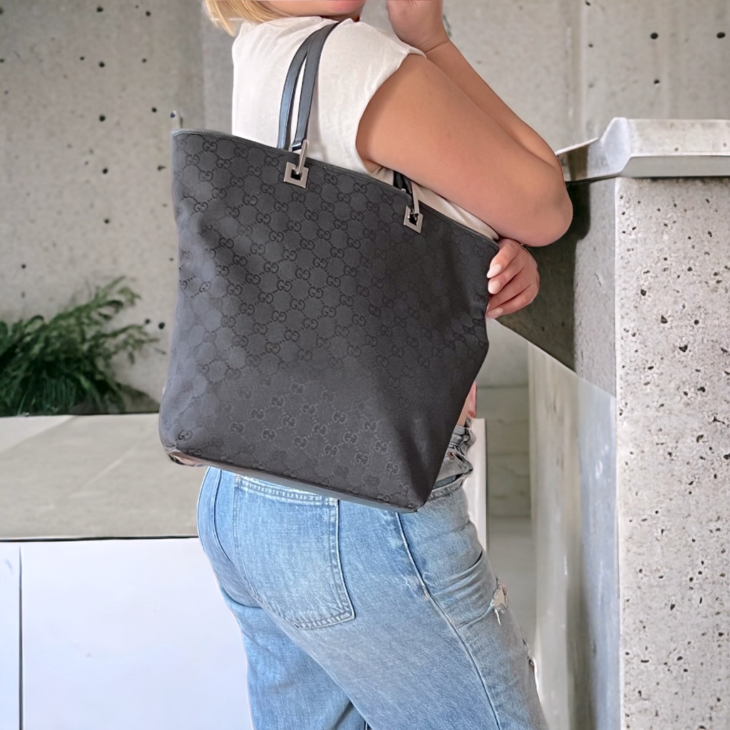 Gucci Gg Canvas Tote Bag Black
